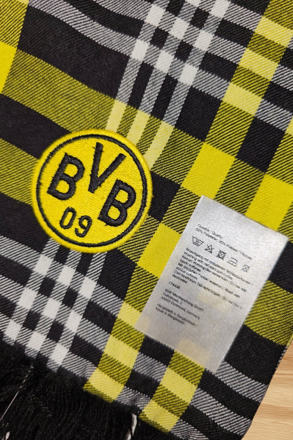 BVB Borussia Dortmund Schal „Kariert“ Schwarz/Gelb Neu mit Etikett